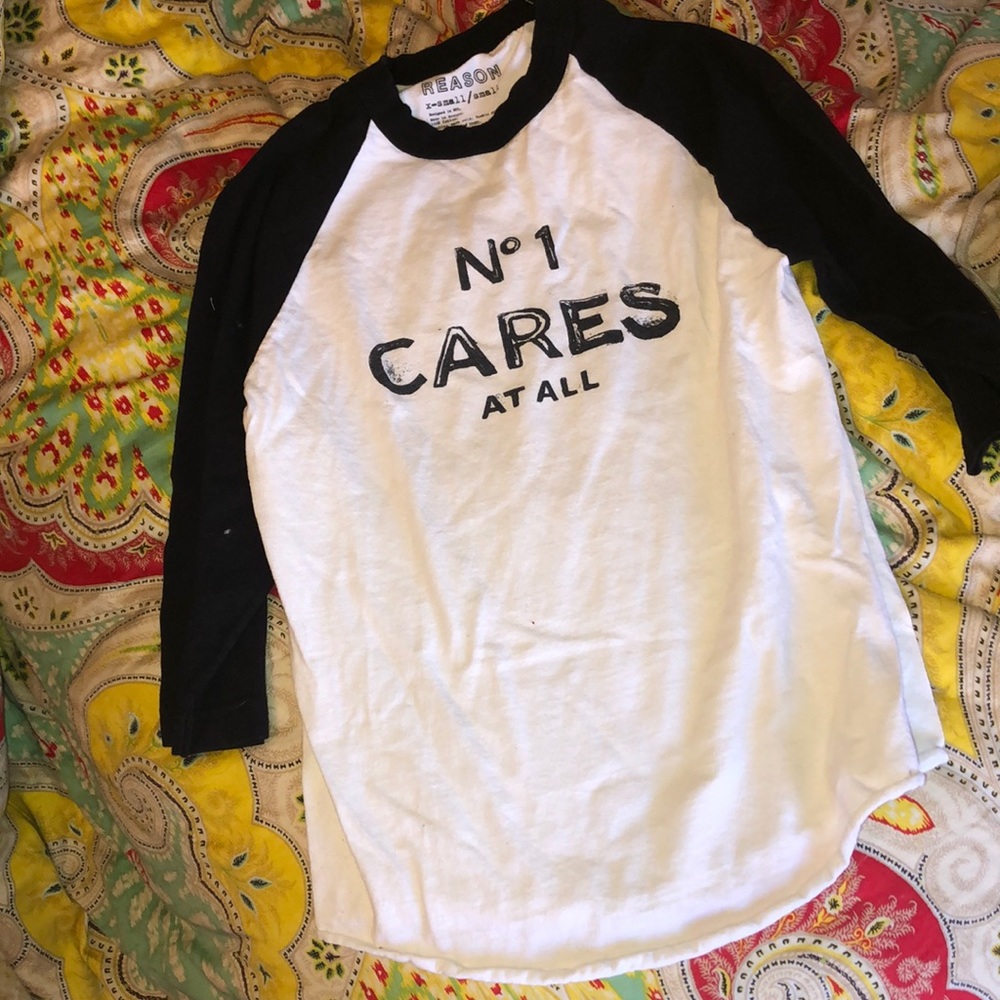 Pacsun baseball cut shirt